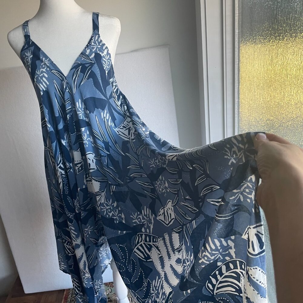 Goa Swim Cover-up with Handkerchief hem in Tropical Print, Size M - Picture 9 of 11